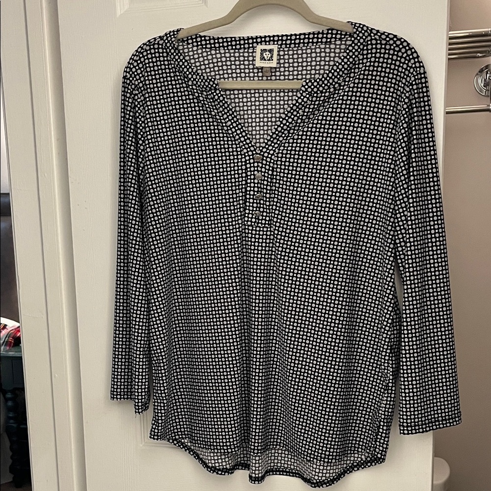Anne Klein Black and White Button Down Shirt